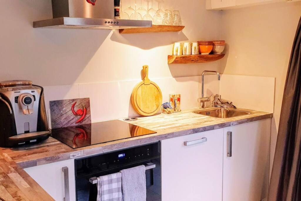 Verborgen Parel Aan De Rotte รอตเตอร์ดัม ภายนอก รูปภาพ
